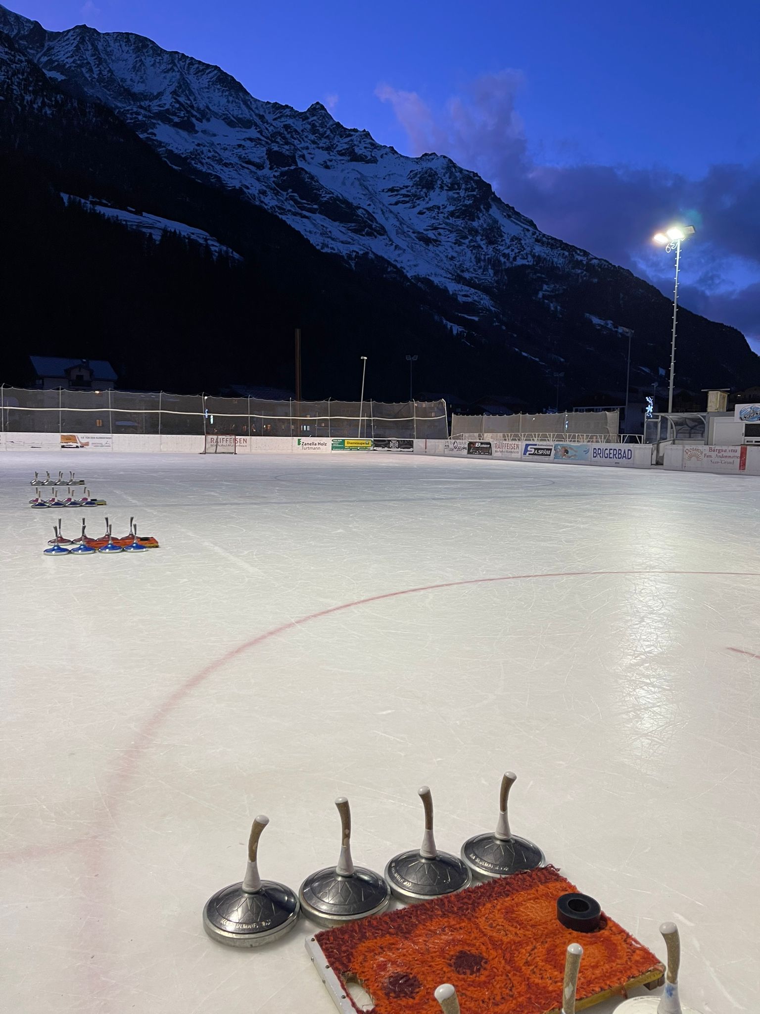 Ice stick shooting